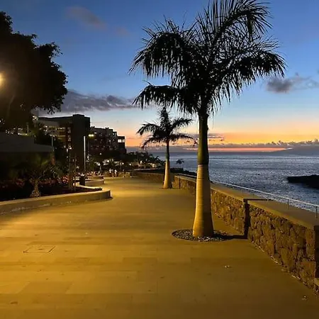 Ocean View, Terrace, 3 Pools Apartment